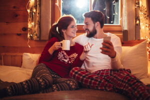 couple-in-pajamas-winter