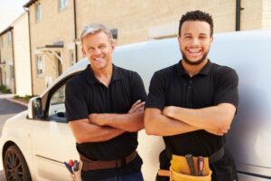 HVAC-installation-professionals-with-work-truck